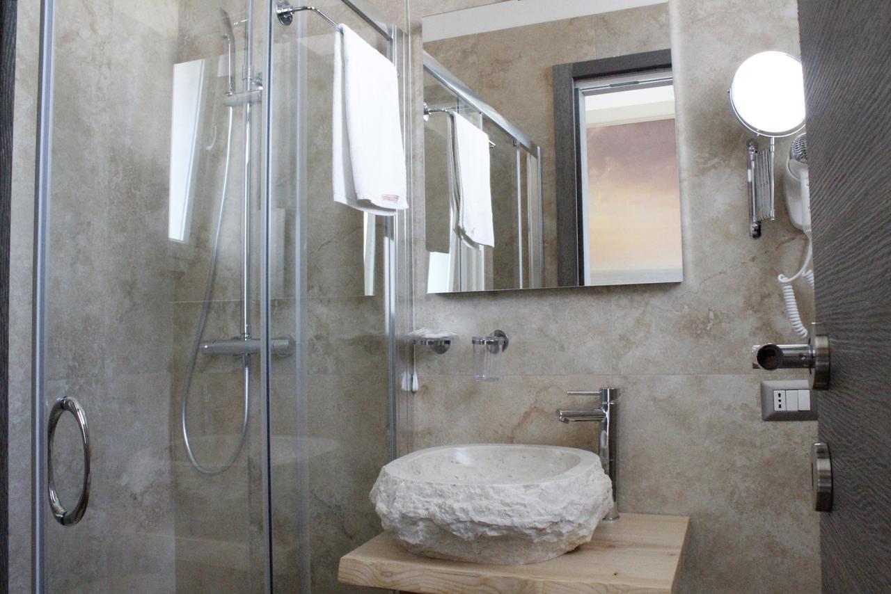 Hotel Royal - Beauty & Spa Porto Cesareo Kültér fotó